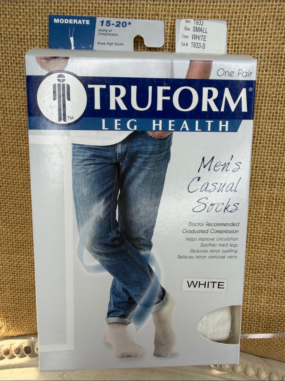 TRUFORM Men's Casual Compression Socks - White